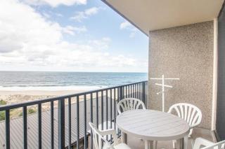 Sea Colony 7th floor condo with elevator shared sauna & ocean view - 0
