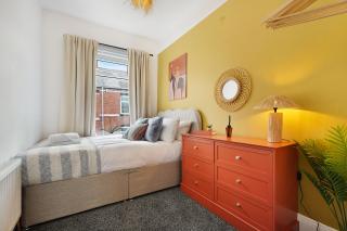 New! 4BR in Frederick Street - 7
