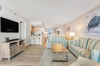 Sea Colony Ocean 4th floor condo with free WiFi balcony & pool - 7
