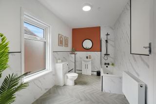 New! 4BR in Frederick Street - 4