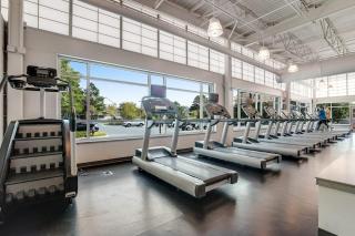 Sea Colony Ocean 1st floor condo with shared sauna basketball court & elevator - 7