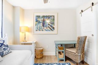 Sea Colony Ocean 5th floor condo with balcony shared sauna & tennis court - 4