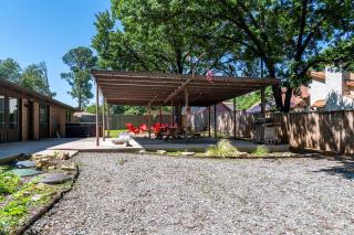 Pottsboro Retreat - Hot Tub & Game Room - 2