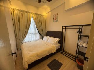 Piccadilly Greentown Ipoh by Jun - City Views - Netflix - 4
