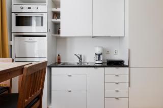Studio Apartment in the City Center with Free Wi-Fi - 3