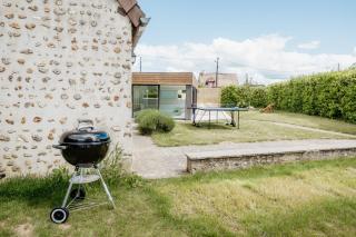Harmony Homes Champrond-en-Gâtine Indoor Pool Hunting Lodge - 3