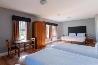 The Bannville Hotel - 6