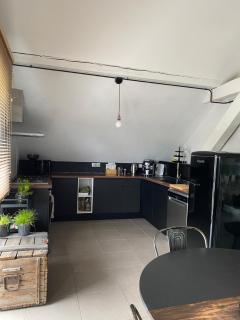 Appartement atypique lumineux - 7