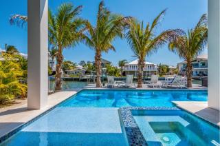 Aqua Bay - 2