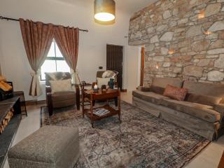 Hanowen House - 4