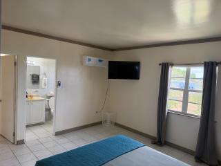 Dove Cove Comfort Suites - 7