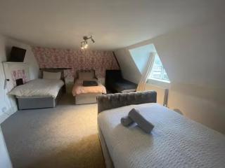 Long term accommodation 7 bedrooms - 2