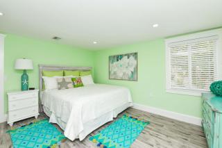 Beach Breeze - Anna Maria - 4