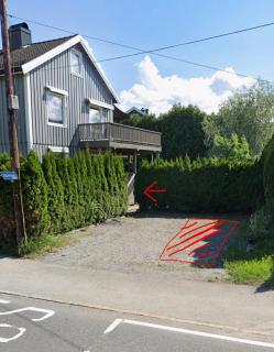 Centrally located, fully furnished, modern studio - 1