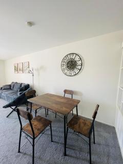 Large 2BR2BA Apartment Ideal for Long Stays - 8
