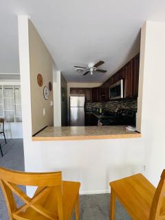 Large 2BR2BA Apartment Ideal for Long Stays - 3