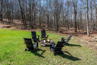 Seventeen Pines - Chic Catskills Cabin with Fireplace & Loft on 17 Acres - 3