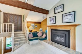 Alpine Condo - Ski In-Out Spacious Condo with Cozy Fireplace - 7