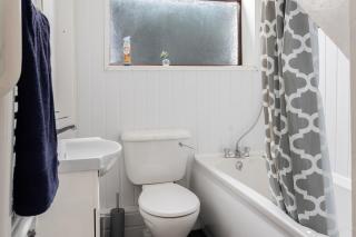 Lea Village Haven - Contractors - Free Wifi and Parking - Stechford - Long Term Stays - 7