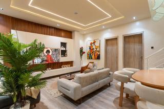 Luxe Haven - 3