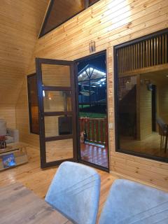Kinchkha cottage Fshuqebi - კინჩხის კოტეჯი ფშუქები - 1