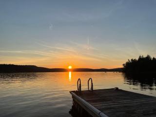 Solac - lakeside retreat with beautiful views - 8