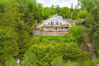 Solac - lakeside retreat with beautiful views - 2