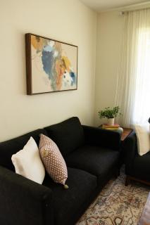 Honey Haven 1 Mile from DrakeDowntown Sleeps 15 - 3