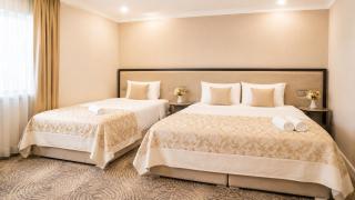 Premier Hotel - 1