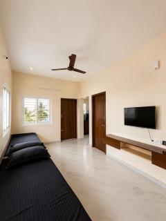 Sri Abirami Homestays - Residency - 8
