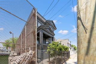 Bright 3BR Home in NYC, Near Downtown & NYC, EWR - 6