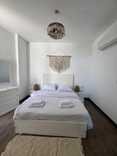 Sholan 1 Boho Chic 1BR by the Pool - 9