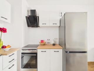 Calm & Cozy Monteverdiego Apartment by Solarento - 2