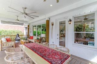 Houston Oasis - 7