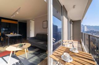 1BR Retreat Providencia Modern Pool and Gym - 7