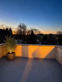 Solinger Wohnung mit Balkon - 1