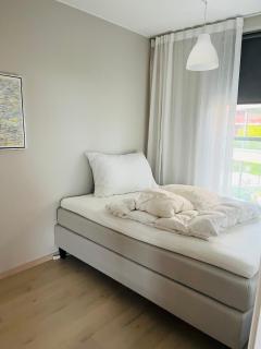 Modern Sunny Apartment with Private Balcony and Parking - 8