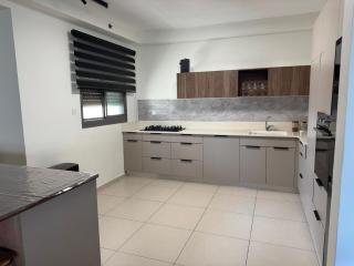 Upscale Spacious Retreat in Ashdod by Torohome - 4