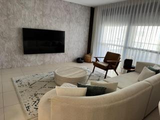 Upscale Spacious Retreat in Ashdod by Torohome - 0