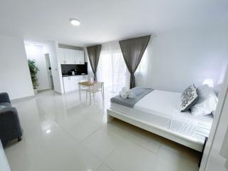 PUNTA CANA TROPICANA POOL SUITES Studios BAVARO BEACH CLUB & SPA - 9