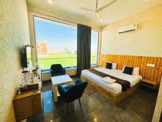 Hotel Flower Mohali - 0