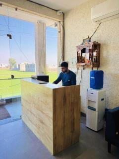 Hotel Flower Mohali - 8