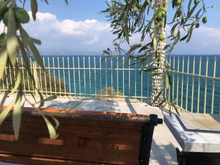 The Cliff Retreat Private Beach-Access - Sea View - Kiverion - 1
