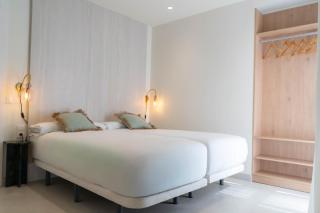 Ceramic Rooms Boutique Hostel - 9