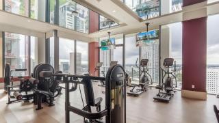 New 1Bed Rooftop pool Gym Best Location - 5
