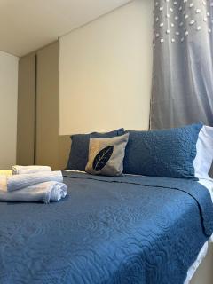 Apart Blue - 3