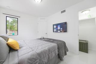 Prime Location Duplex for a Relaxing Stay - 6