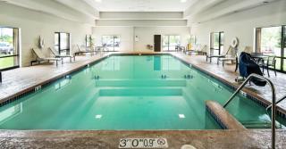 Crowne Plaza Milwaukee Airport by IHG - 9