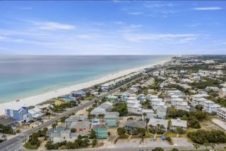 2 Beach Homes - Private Pool - Walk to Beach - 2