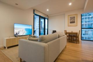 Bright and Modern 2BR Apt with Pool and Wellness Facilities - 1